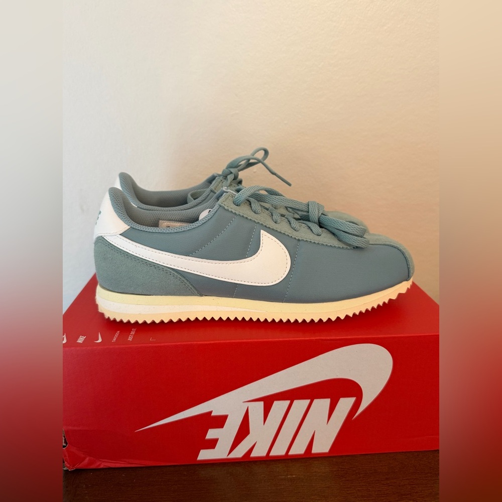 NEW Nike Kids' Grade School Cortez TXT Sneakers - Size 4.5